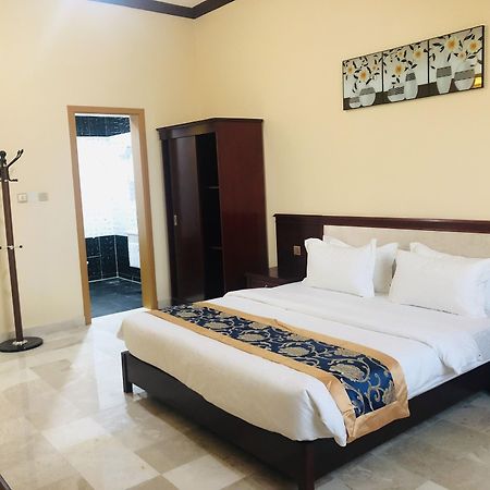 Farah Hotel Apartment Маскат Экстерьер фото