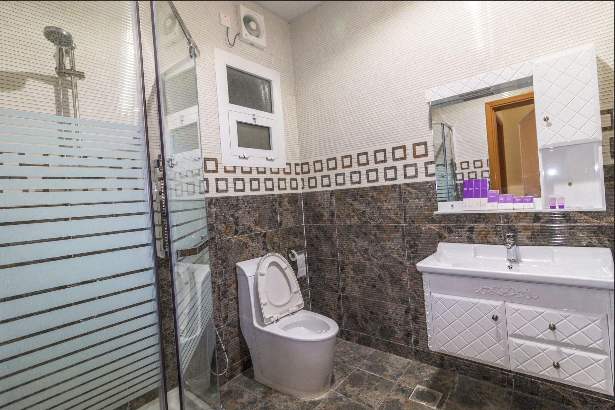 Farah Hotel Apartment Маскат Экстерьер фото
