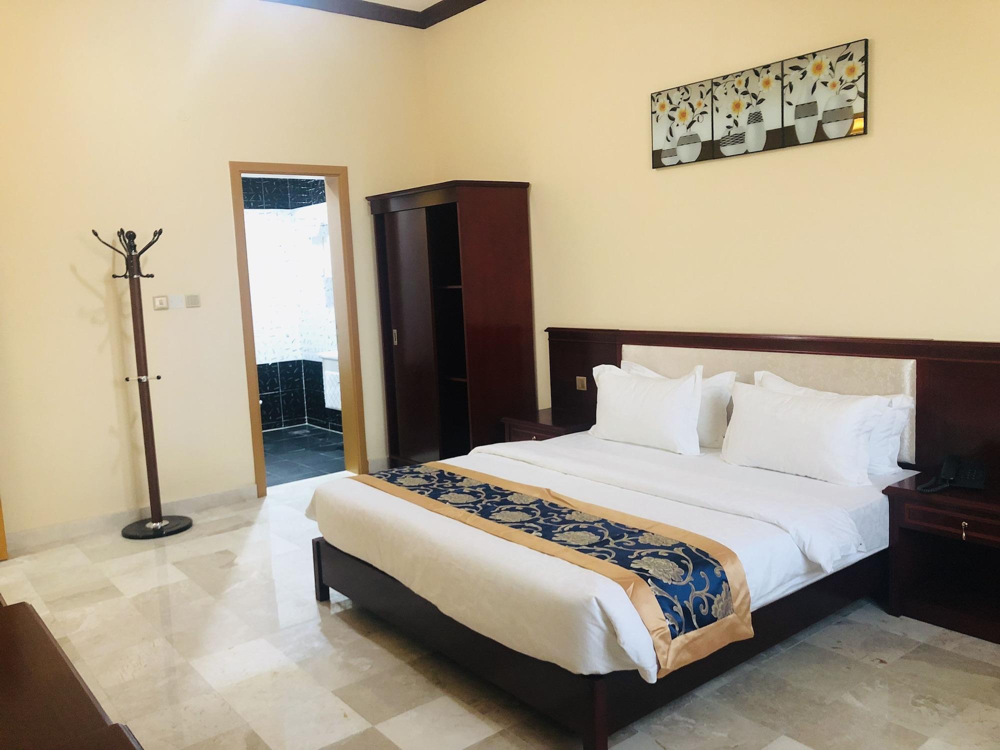 Farah Hotel Apartment Маскат Экстерьер фото