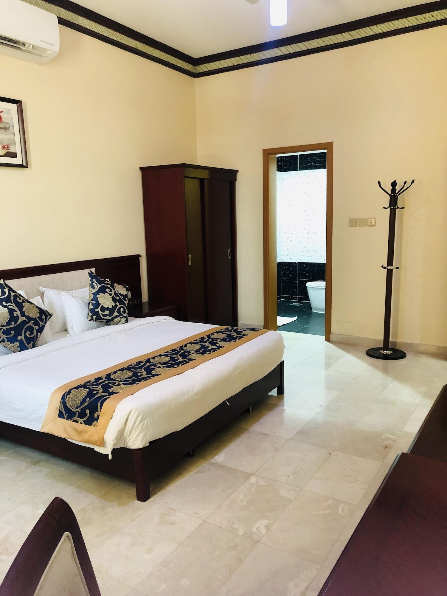 Farah Hotel Apartment Маскат Экстерьер фото