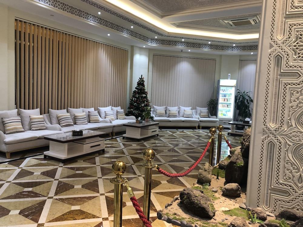 Farah Hotel Apartment Маскат Экстерьер фото