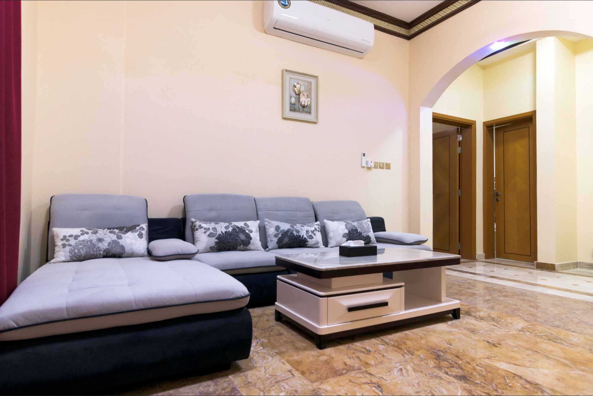 Farah Hotel Apartment Маскат Экстерьер фото